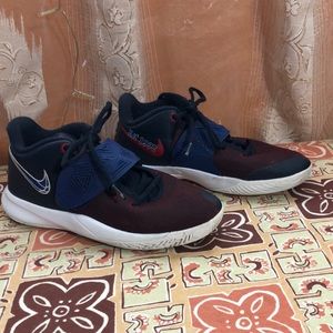 Nike Kyrie Fly lll Basketball Sneakers BQ5620-400